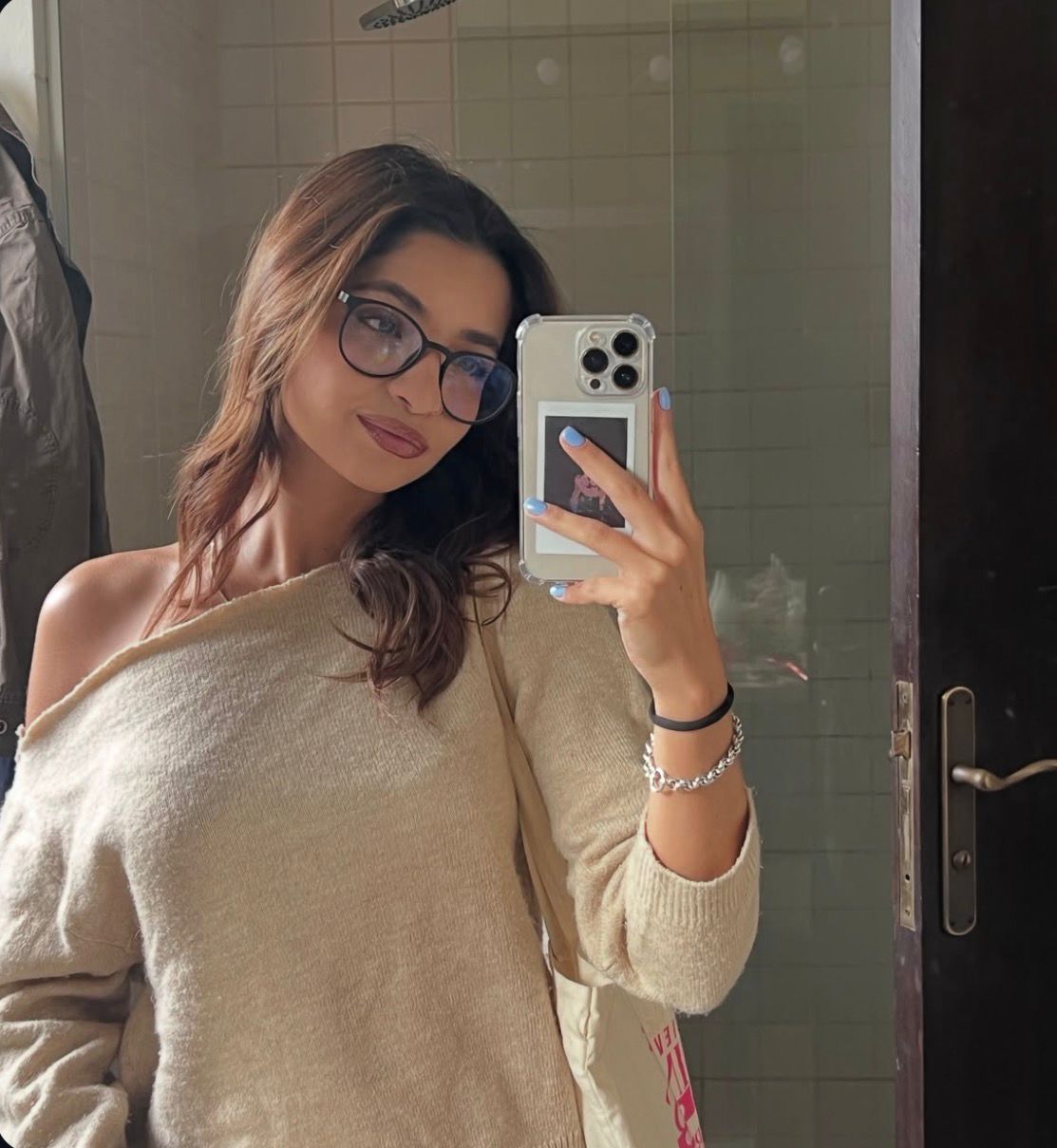 <em><strong>Regina M.</strong></em>